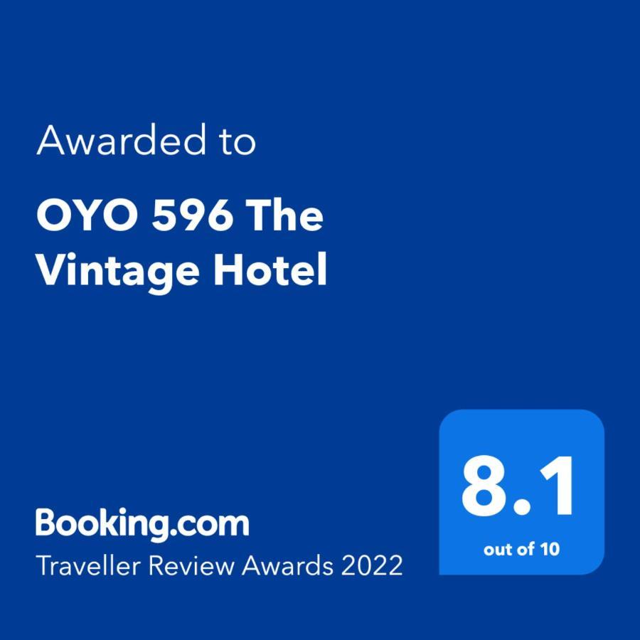Super Oyo 596 The Vintage Hotel Джохор-Бару Экстерьер фото